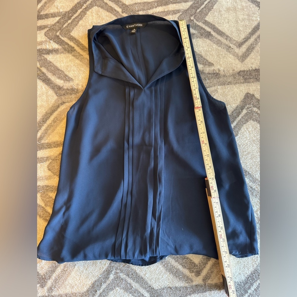 41 Hawthorn Navy Pleated Sleeveless Blouse XS